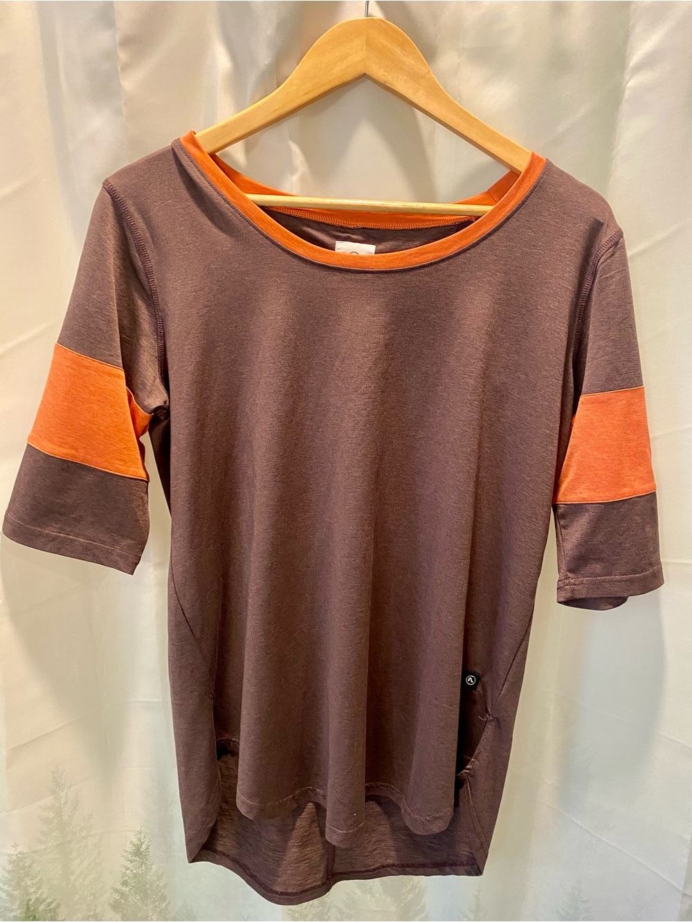 Flylow MTB Women’s Short-Sleeve Tee in Brown with Orange Trim
